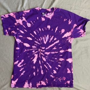 Clearance $7 Womens Large purple/pink reverse tie dye tshirt